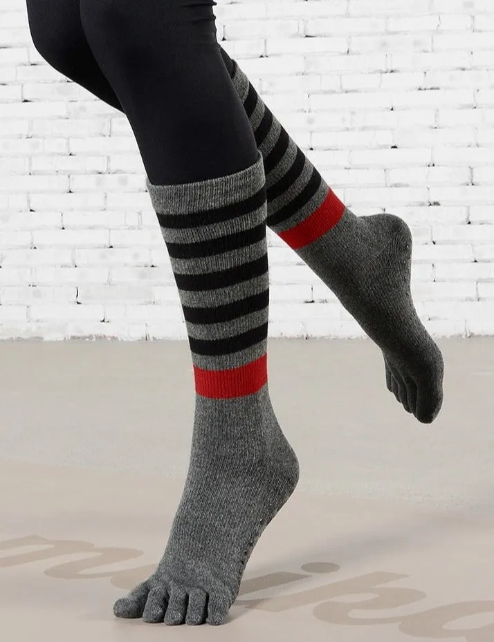 1-Pack Mid-calf Five-toed Sport Socks for Women