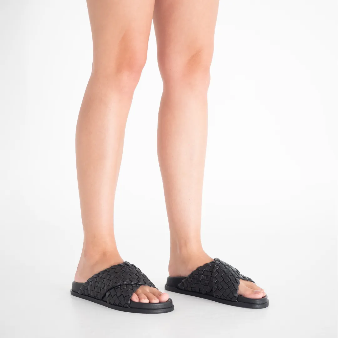 Evelyn Footbed Black