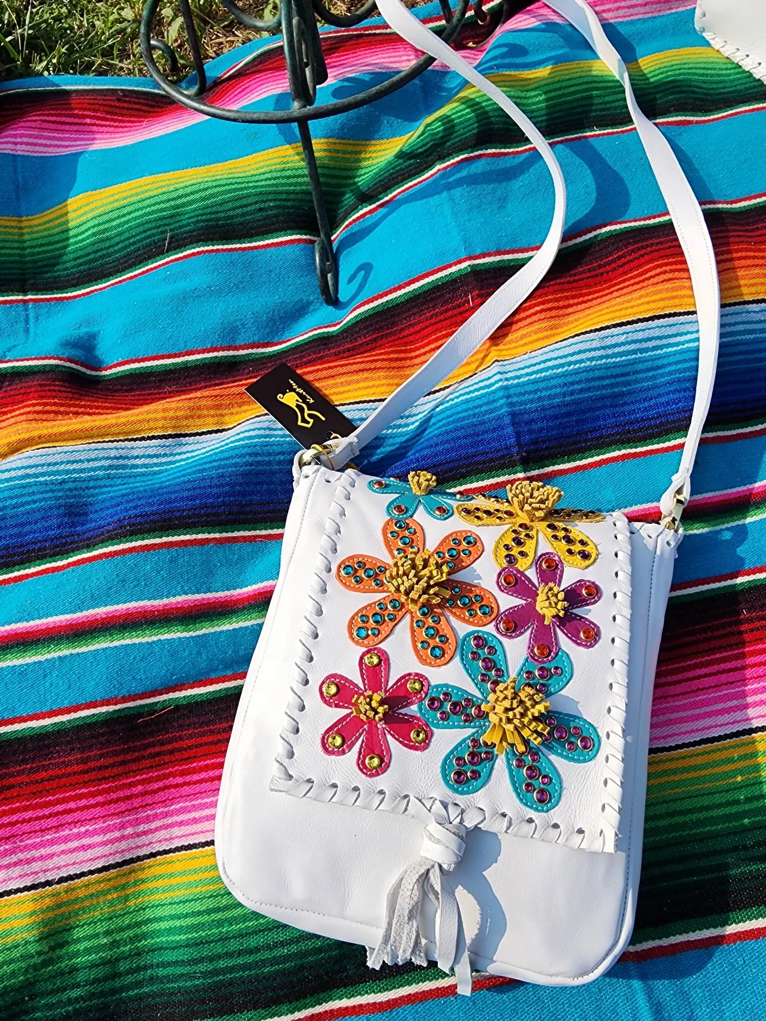 KurtMen White Mini Traveler Crossbody Bag