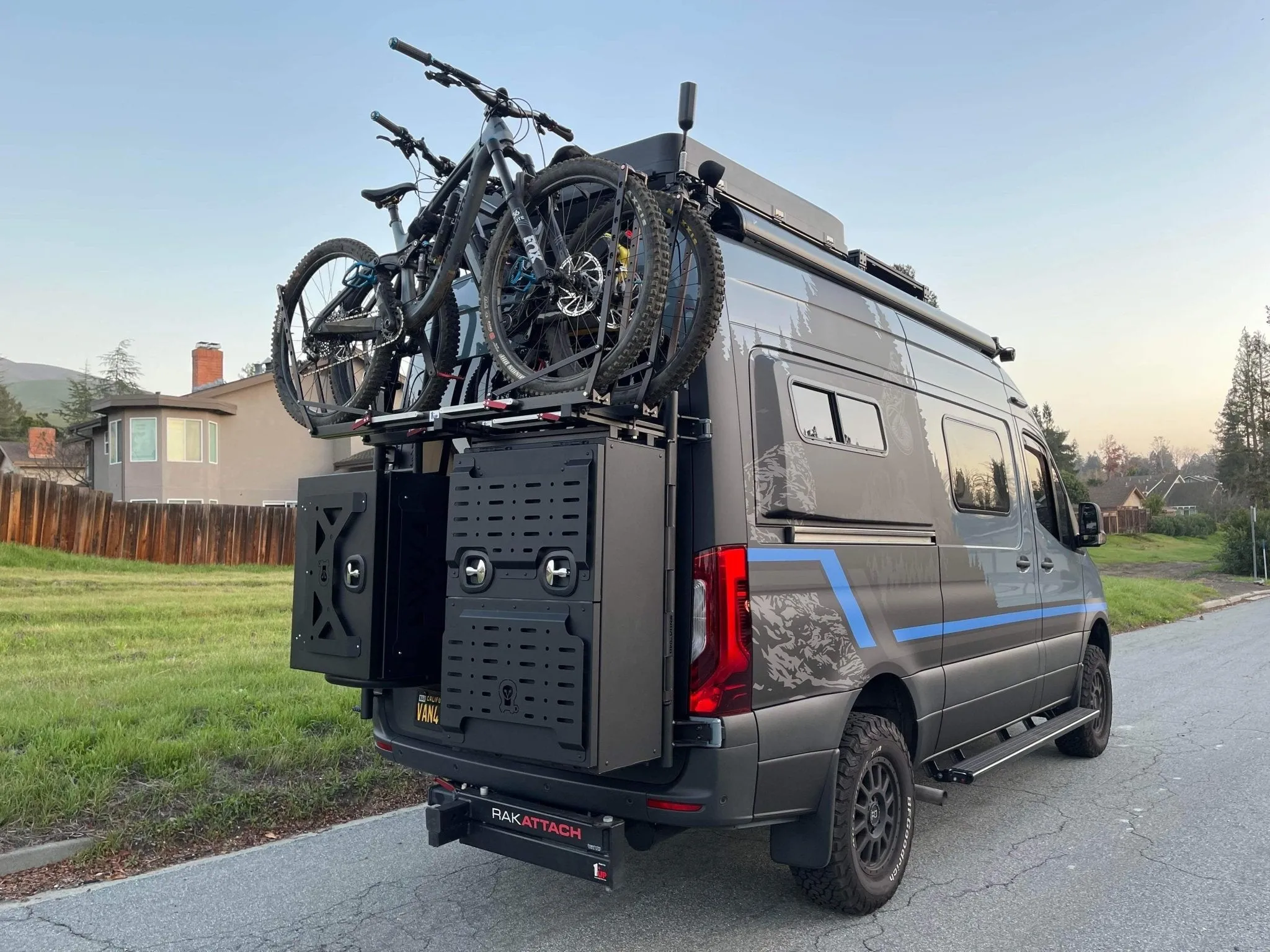 Monster Box [XL Cargo Box]